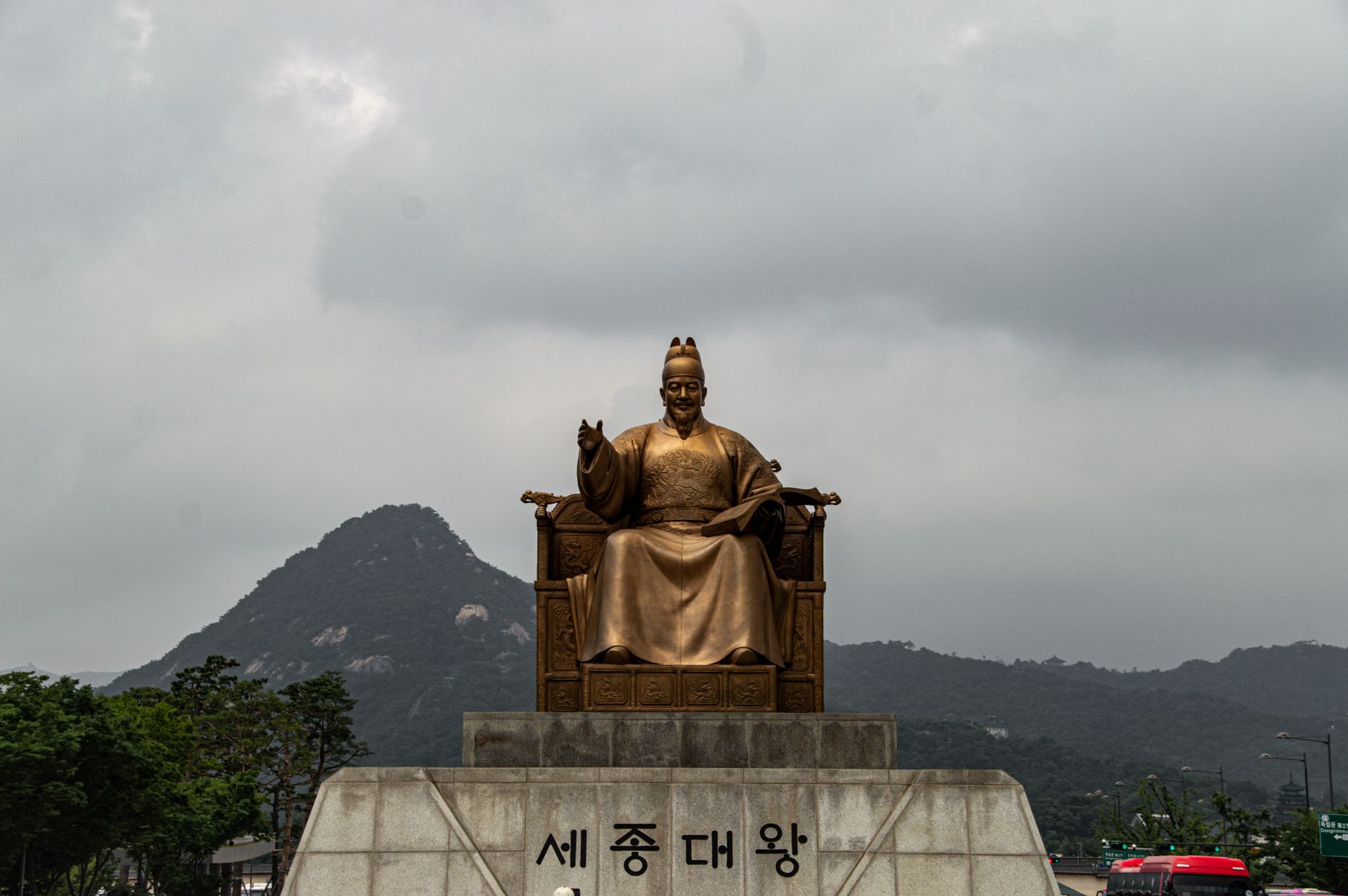 Portraits of the most powerful monarchs in history, from ancient emperors to modern kings, showing their regal regalia.